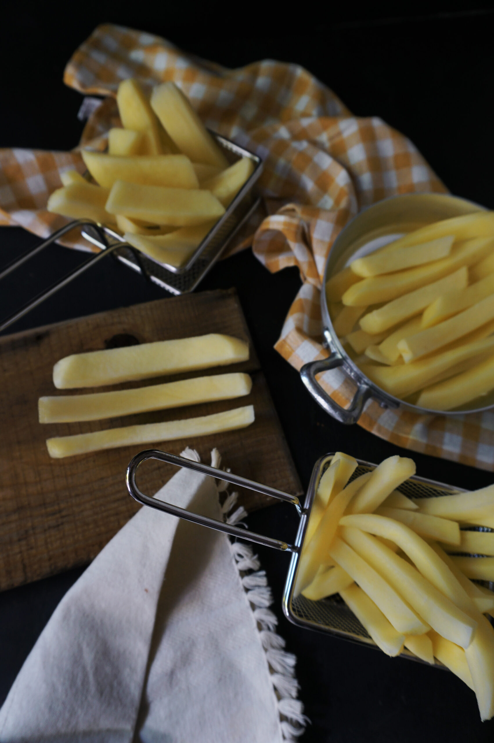 sliced sliced potatoes